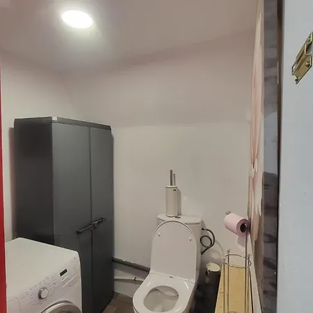 200m Carre Dore * ル・モンドール